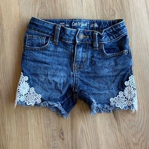 Cat and Jack denim shorts XS size 4/5